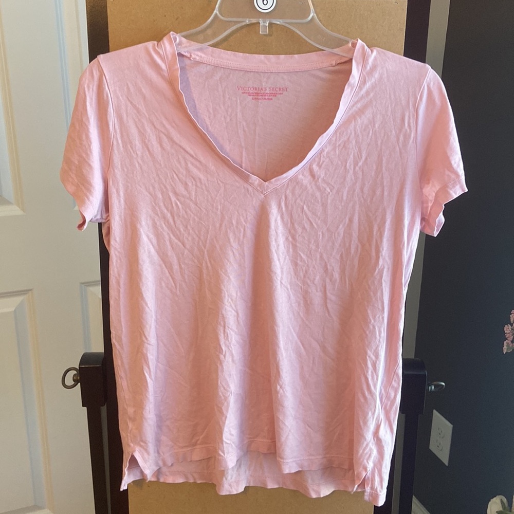 Victoria’s Secret v-neck pajama short sleeve top S - Picture 2 of 6